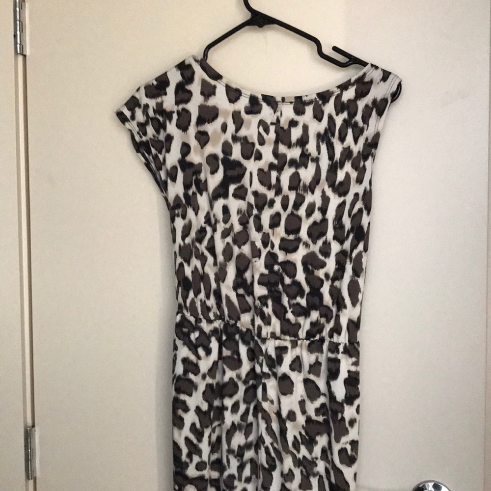 Dress - Picture 4 of 4